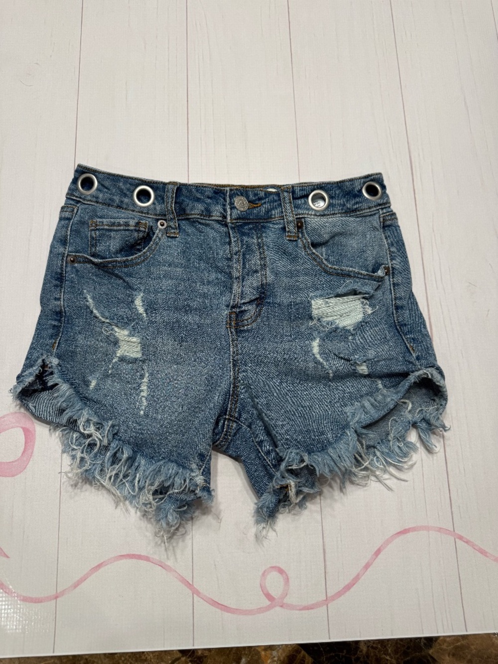 Altar'd State Grommet Cut-Off Distressed Denim Shorts Size 27